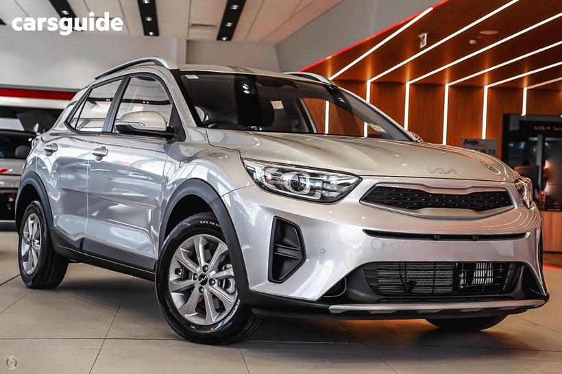 Silver 2025 Kia Stonic Wagon S