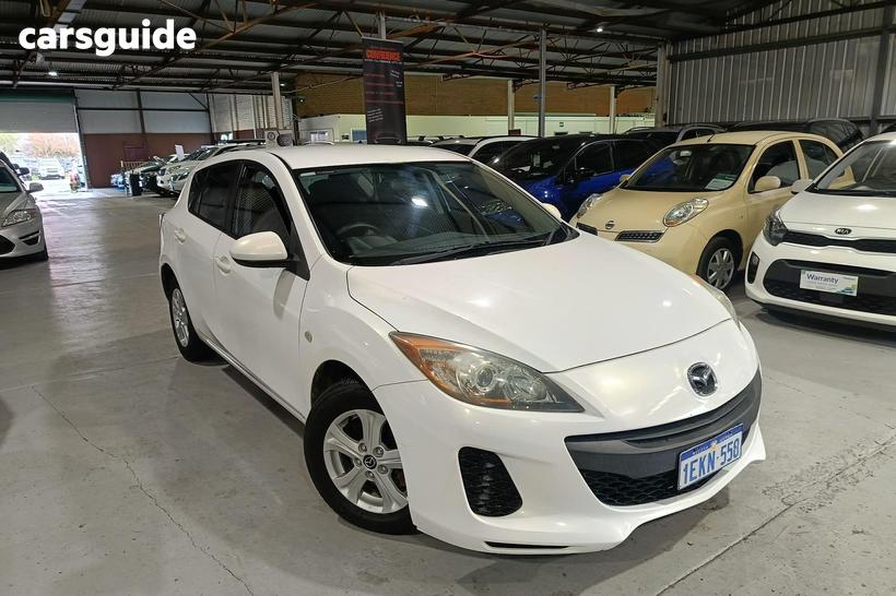White 2013 Mazda 3 Hatchback Neo