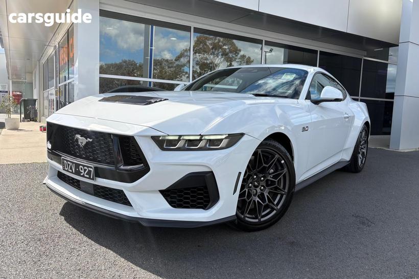 White 2025 Ford Mustang Fastback Gt 5.0 V8