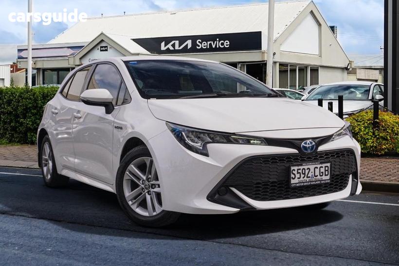 White 2020 Toyota Corolla Hatchback Ascent Sport Hybrid