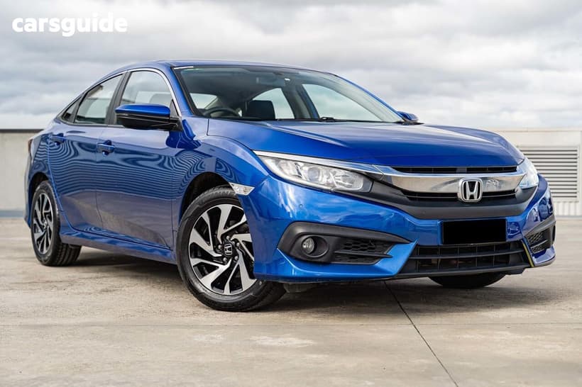 Blue 2018 Honda Civic Hatchback Vti-S
