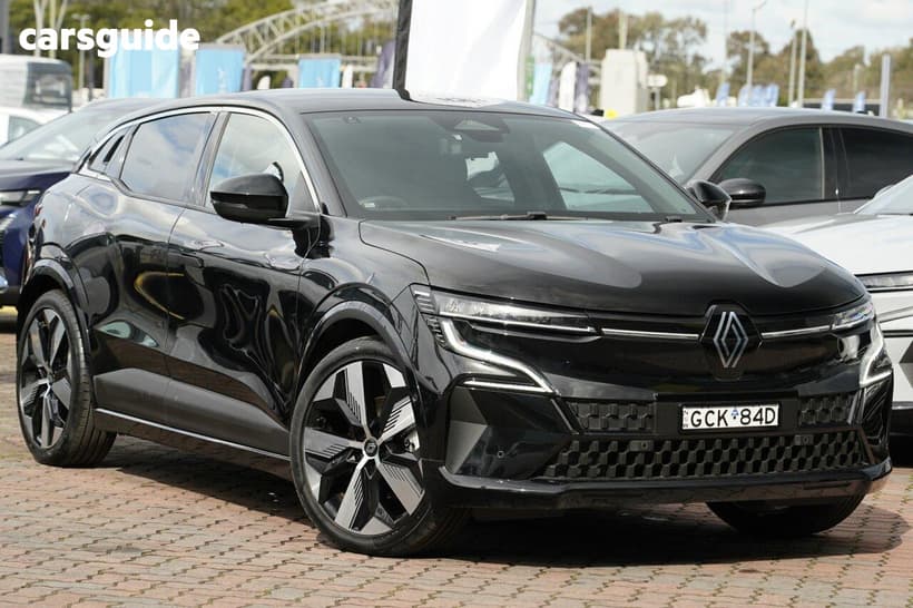 Black 2024 Renault Megane E-Tech Wagon Techno Ev60