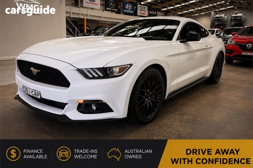 White 2017 Ford Mustang Coupe Fastback 2.3 Gtdi