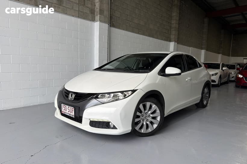 White 2012 Honda Civic Hatchback Vti-L