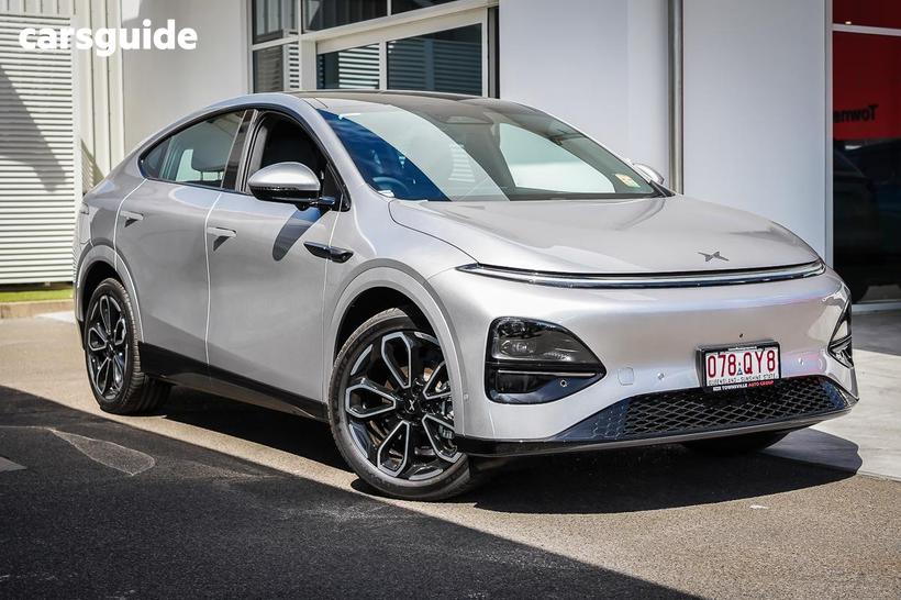 Silver 2026 Xpeng G6 SUV PERFORMANCE 4WD