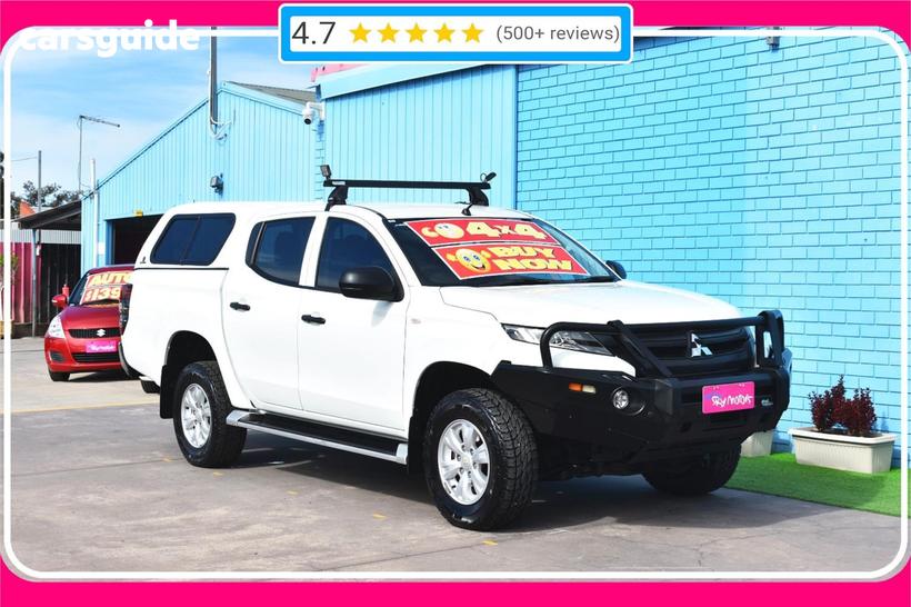 White 2019 Mitsubishi Triton Double Cab Pick Up Glx (4X4)