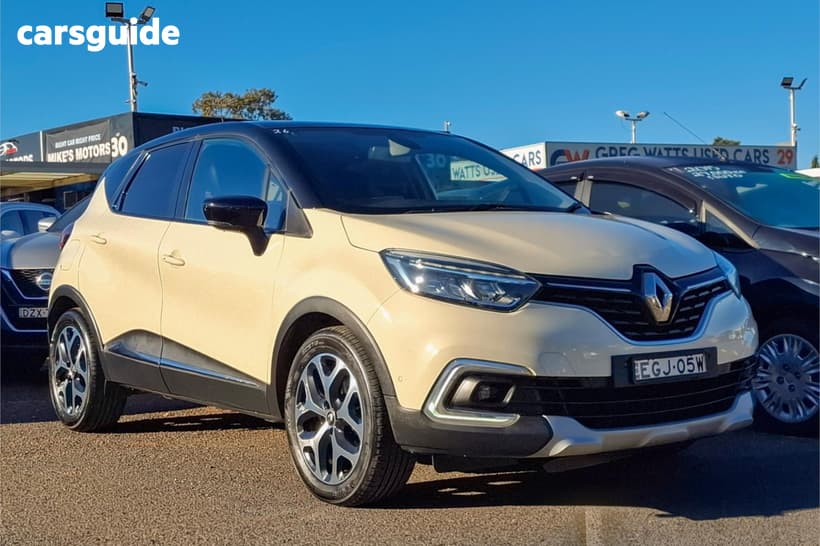 Black 2019 Renault Captur Wagon Intens
