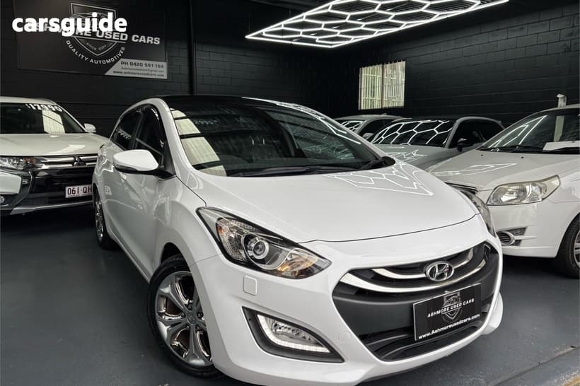 White 2013 Hyundai I30 Hatchback Premium