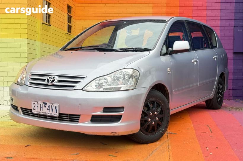 Silver 2004 Toyota Avensis Wagon Verso Glx