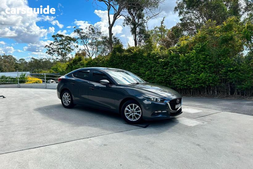 Grey 2018 Mazda 3 Sedan Maxx Sport