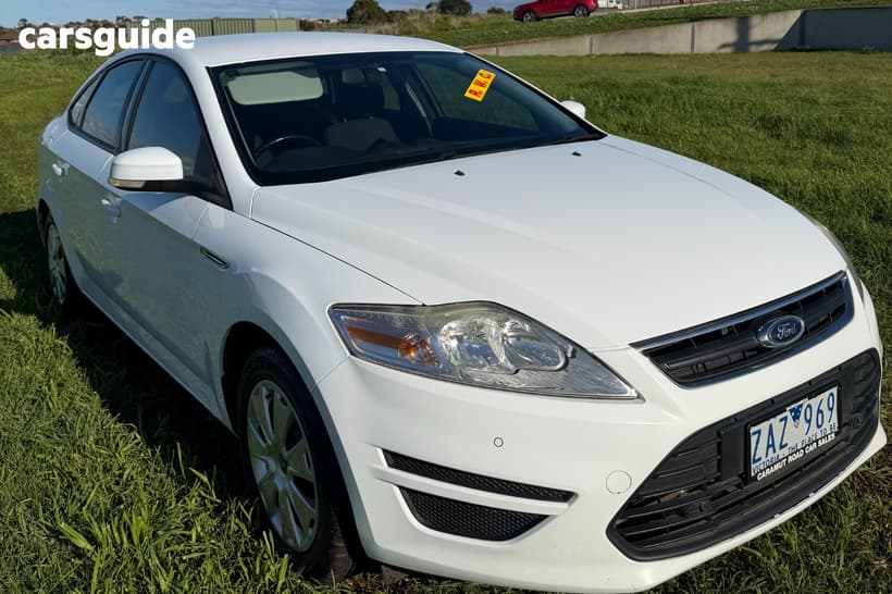 White 2012 Ford Mondeo Hatchback Lx