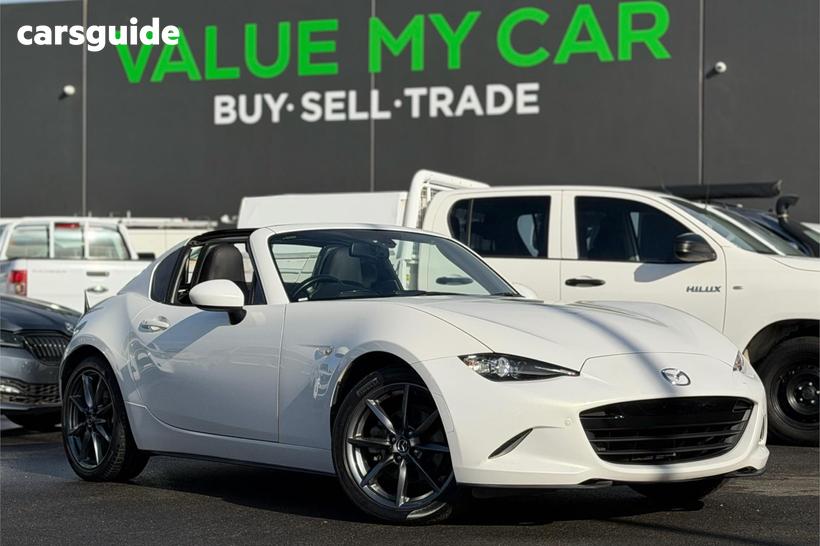 White 2017 Mazda MX-5 Roadster Gt