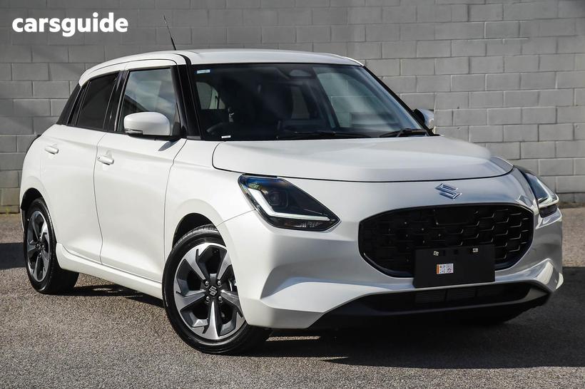 White 2026 Suzuki Swift Hatchback Hybrid Glx