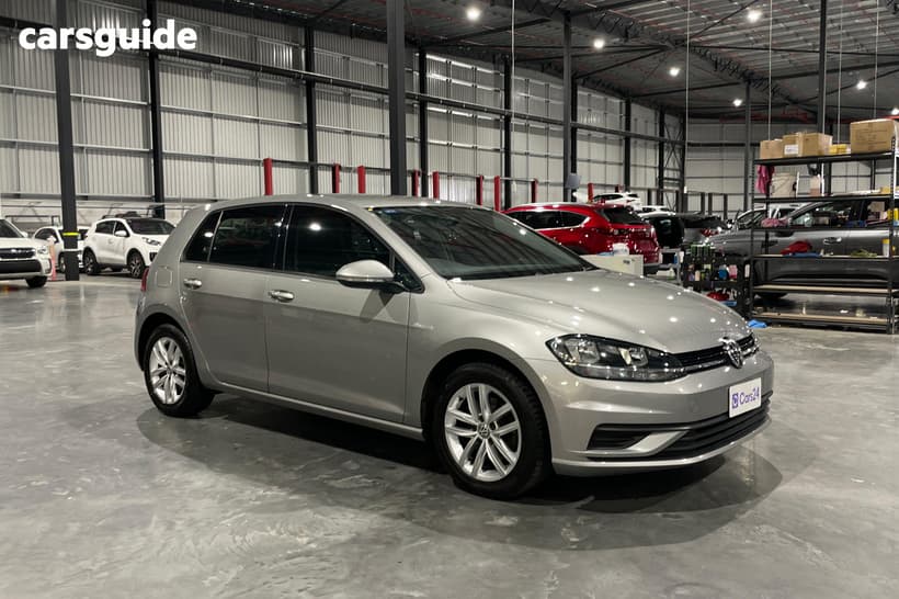 Silver 2018 Volkswagen Golf Hatchback 110 Tsi Trendline