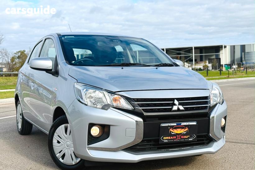 Silver 2020 Mitsubishi Mirage Hatchback Es