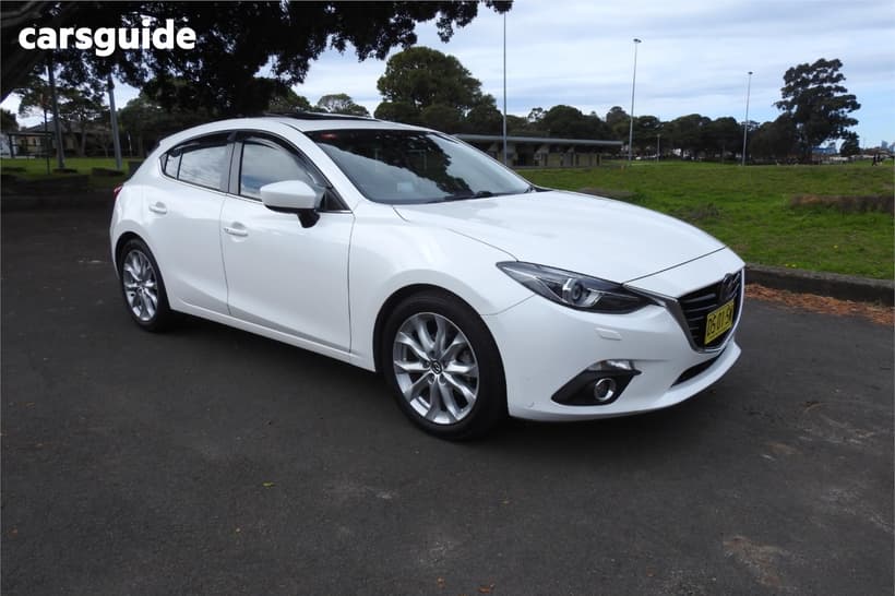 White 2015 Mazda 3 Hatchback Sp25 Astina