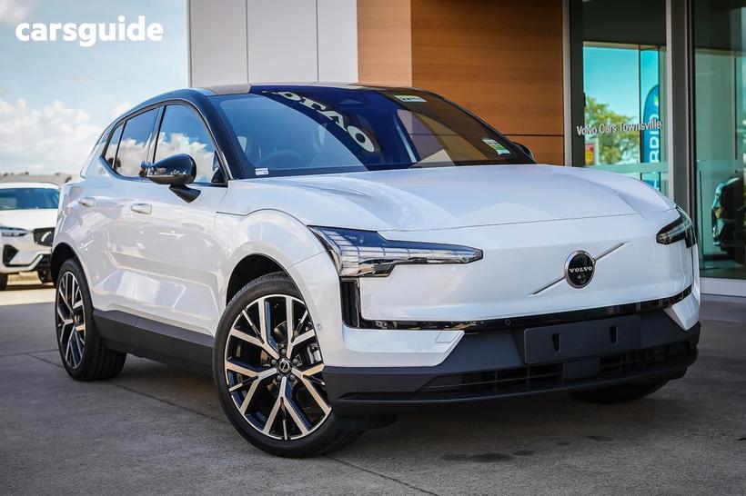 White 2026 Volvo EX30 SUV SINGLE MOTOR EXTENDED RANGE ULTRA R