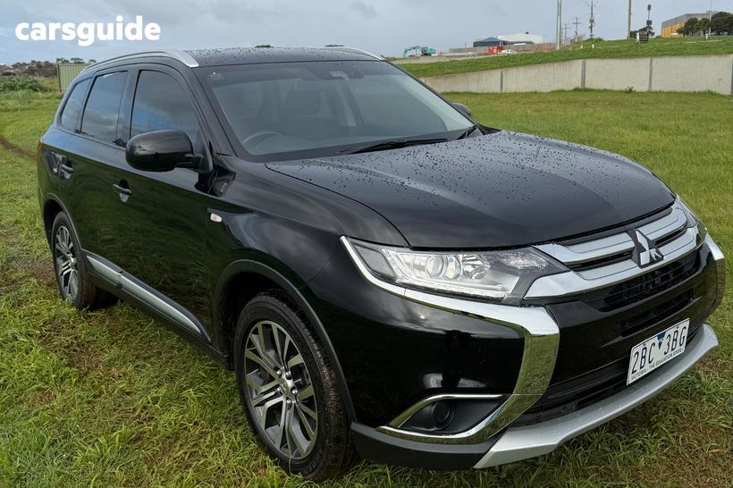 Black 2018 Mitsubishi Outlander Wagon Es Adas 5 Seat (Awd)