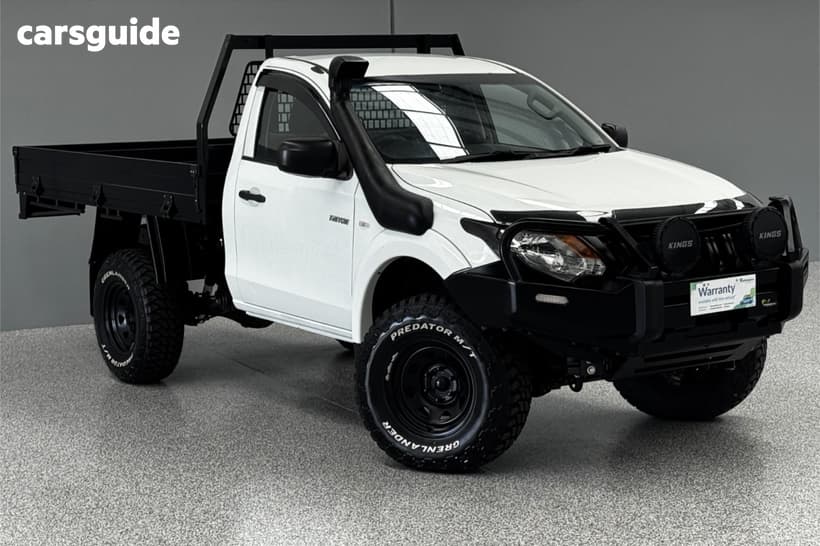 White 2018 Mitsubishi Triton Cab Chassis Glx (4X4)