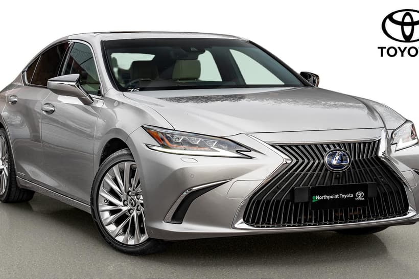 Silver 2020 Lexus ES300H Sedan Sports Luxury Brn Mts (Hybrid)