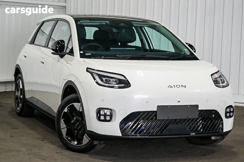 White 2026 Gac Aion Ut Hatchback Premium