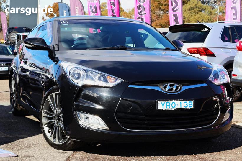 Black 2015 Hyundai Veloster Coupe