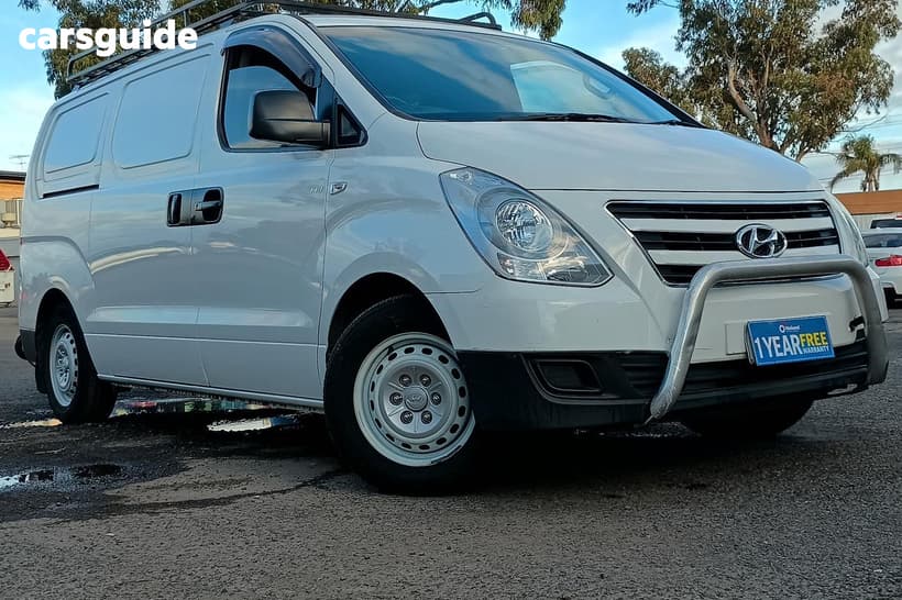 White 2018 Hyundai Iload Van 3S Liftback