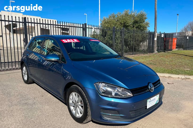 Blue 2017 Volkswagen Golf Hatchback 92 Tsi Trendline