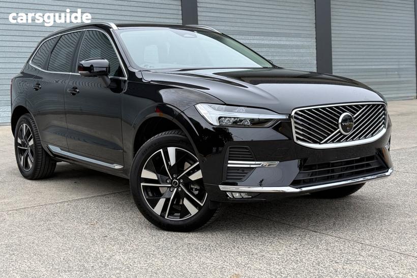 Black 2025 Volvo XC60 Wagon Plus B5 Bright