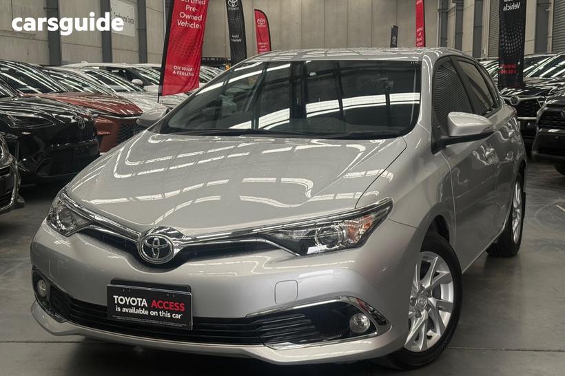 Silver 2017 Toyota Corolla Hatchback Ascent Sport