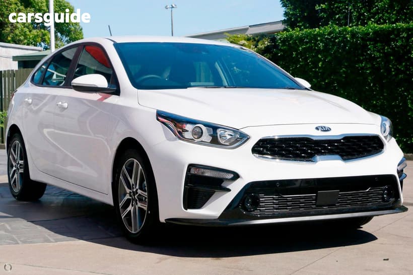 White 2019 Kia Cerato Hatchback Sport+ Safety Pack