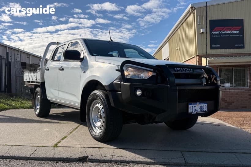 White 2021 Isuzu D-MAX Cab Chassis Sx (4X4)
