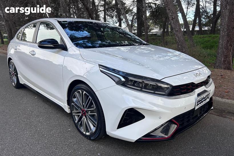 White 2022 Kia Cerato Hatchback Gt