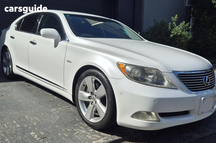 White 2007 Lexus LS Sedan LS460 VERSION S I PACKAGE