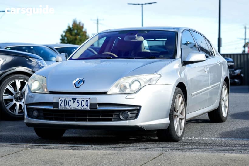Silver 2008 Renault Laguna Hatchback Privilege