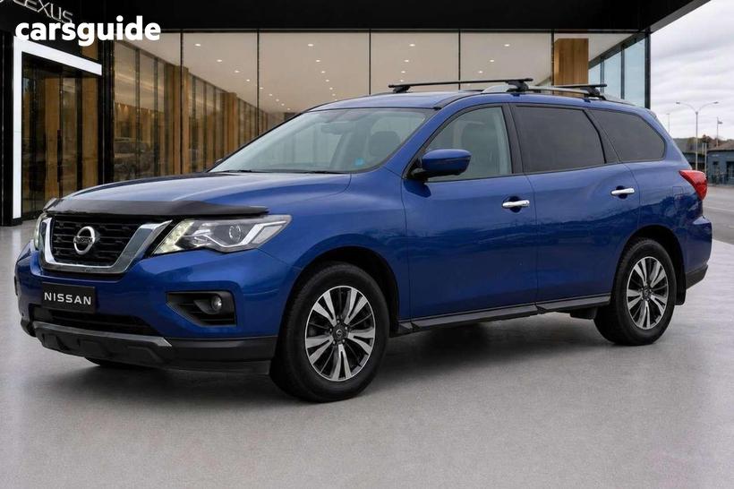 Blue 2017 Nissan Pathfinder Wagon St-L (4X2)