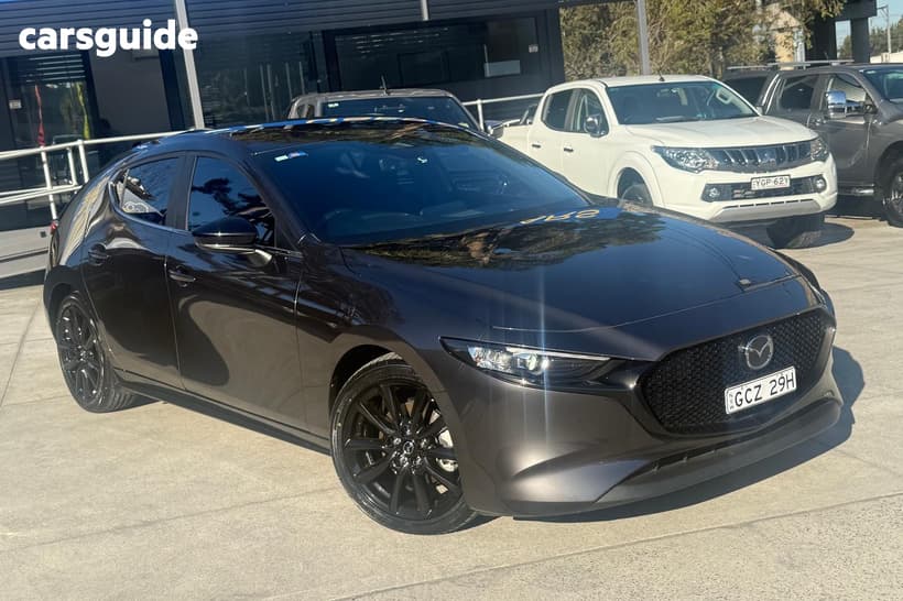 Grey 2024 Mazda 3 Hatchback G20 Evolve