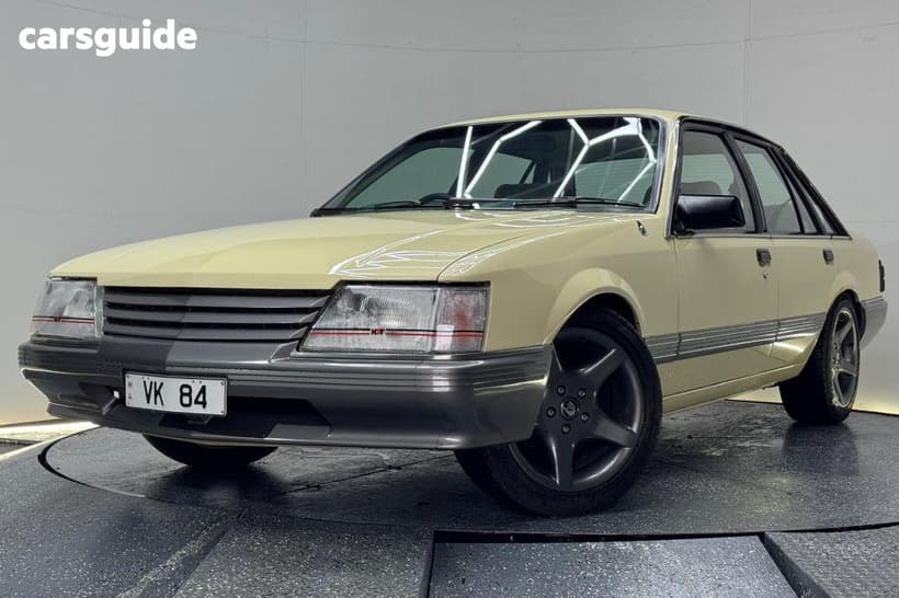 White 1984 Holden Commodore Sedan Sl/E