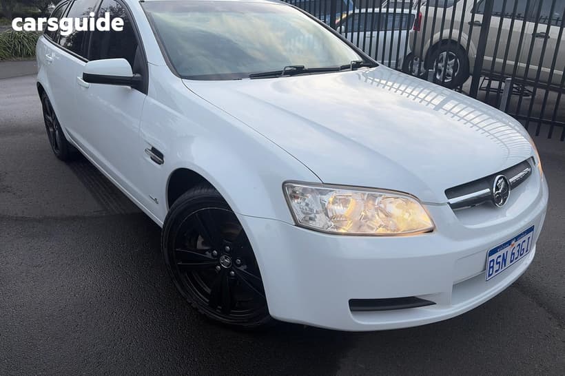 White 2010 Holden Commodore Sportswagon Omega