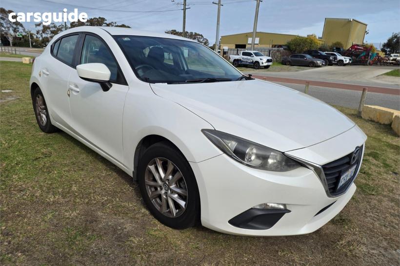 White 2015 Mazda 3 Hatchback Neo