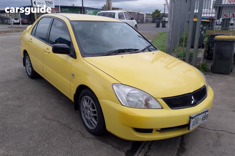 Yellow 2007 Mitsubishi Lancer Wagon Es