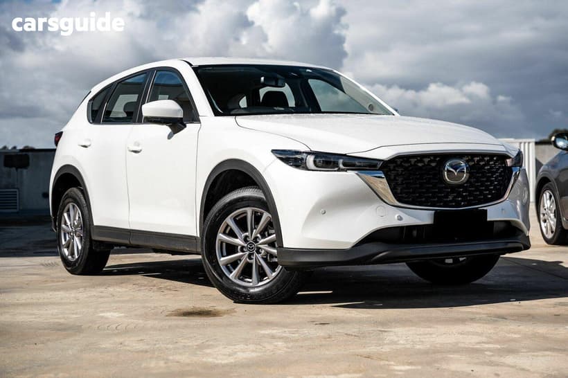 White 2023 Mazda CX-5 Wagon Maxx Sport (Fwd)