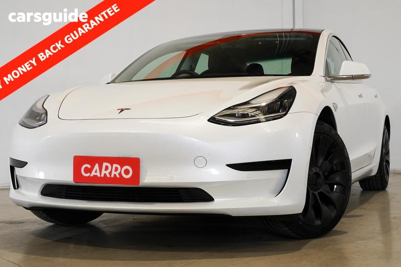 White 2019 Tesla Model 3 Sedan Standard Range Plus