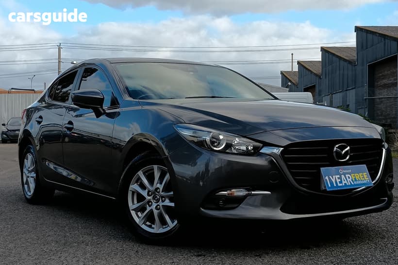 Grey 2018 Mazda 3 Sedan Maxx Sport