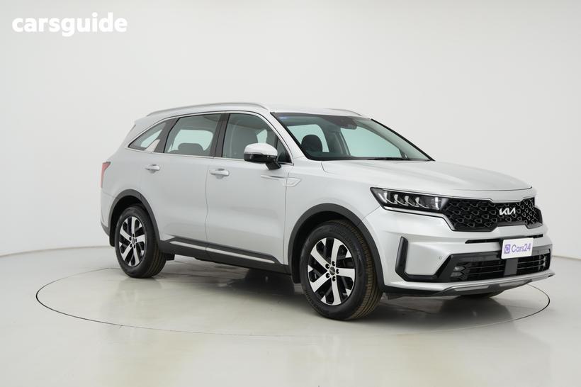 Silver 2022 Kia Sorento Wagon Sport 7 Seat