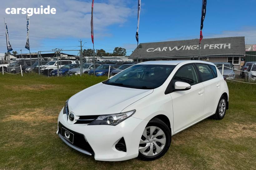White 2014 Toyota Corolla Hatchback Ascent