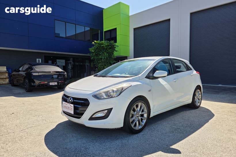 White 2016 Hyundai I30 Hatchback Active