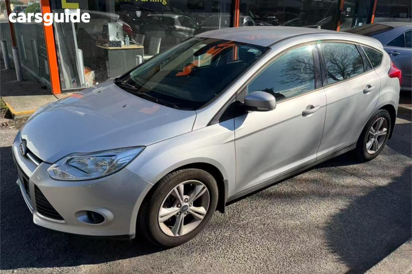 Silver 2014 Ford Focus Hatchback Trend