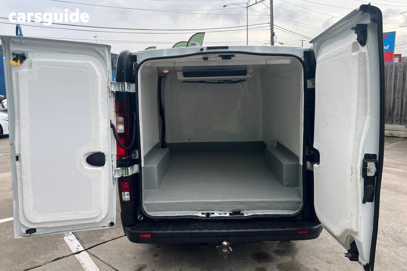 White 2021 Mitsubishi Express Van Glx Swb (Multimedia/Navi)