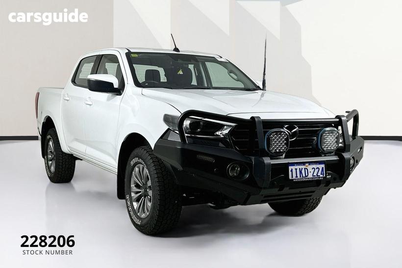 White 2023 Mazda BT-50 Dual Cab Pick-up Xt (4X4)